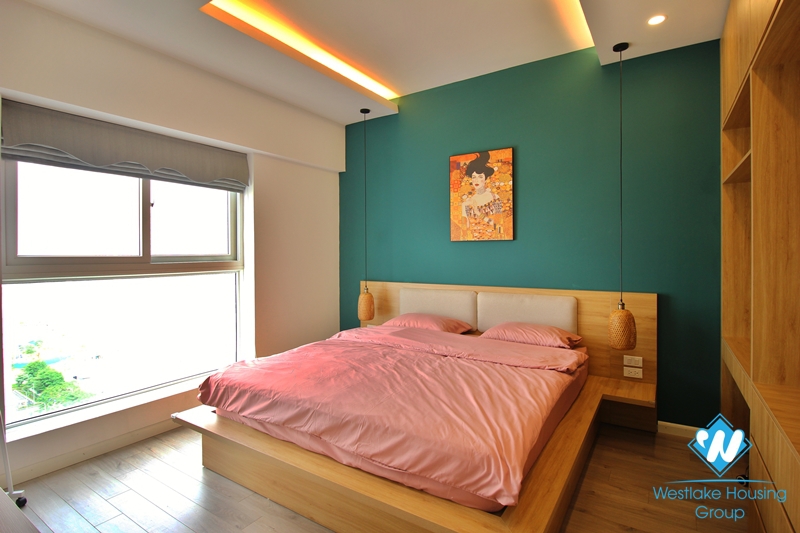 Stunning one bedroom apartment for rent on Lac Long Quan 